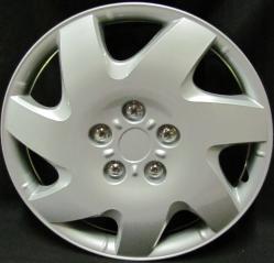 Deluxe 15 Inch Directional Silver Hubcap