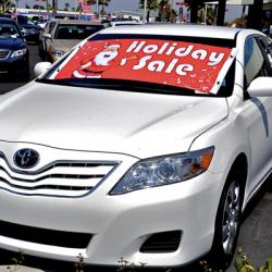 HOLIDAY WINDSHIELD BANNERS